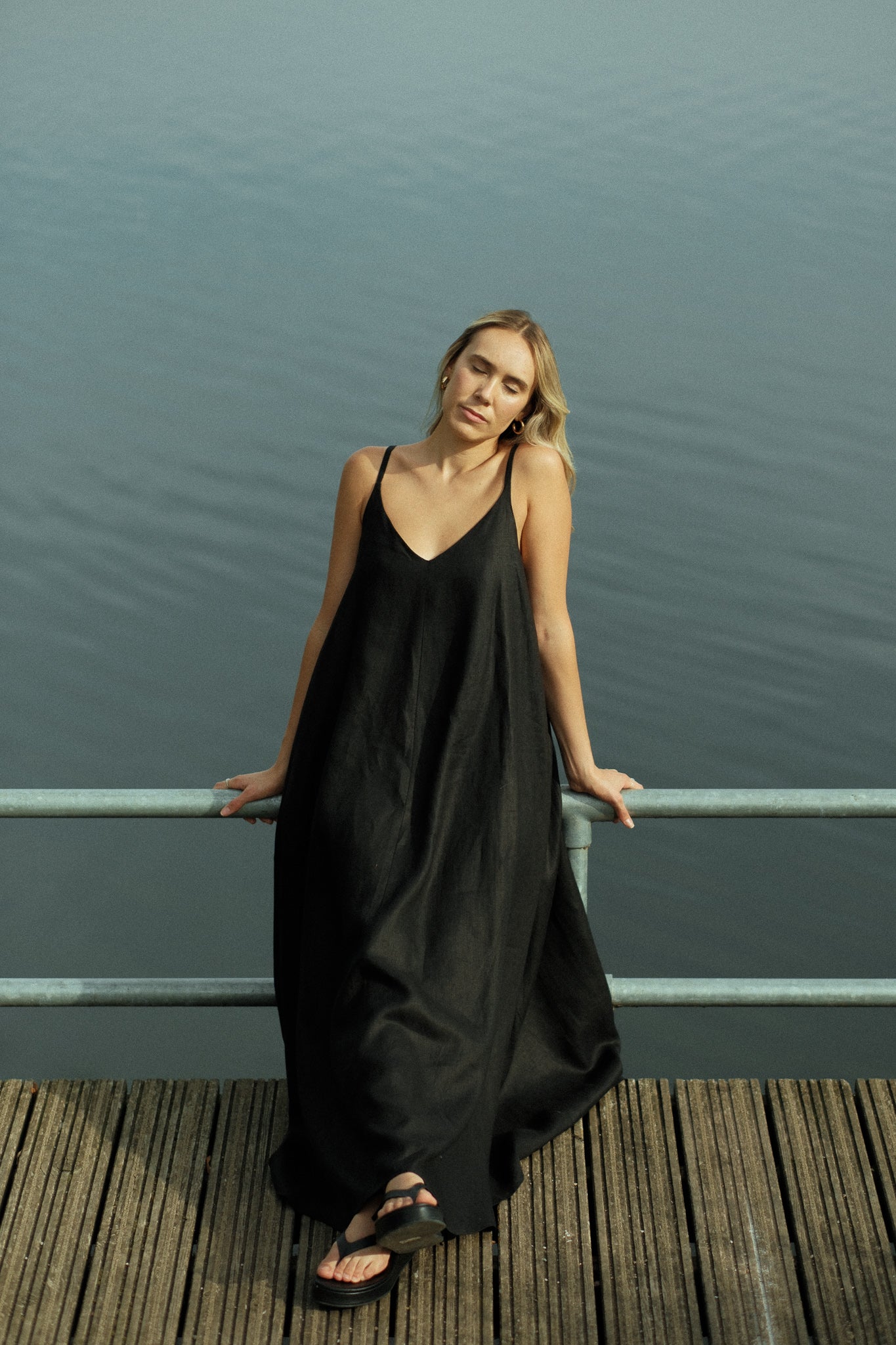 Maxi Swing Dress Black