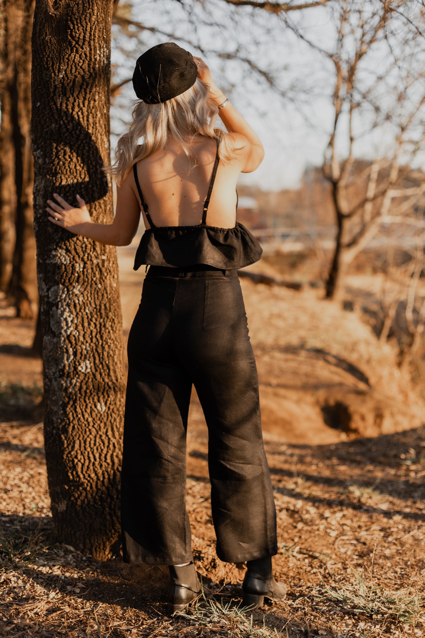Cropped Wide Leg Pants